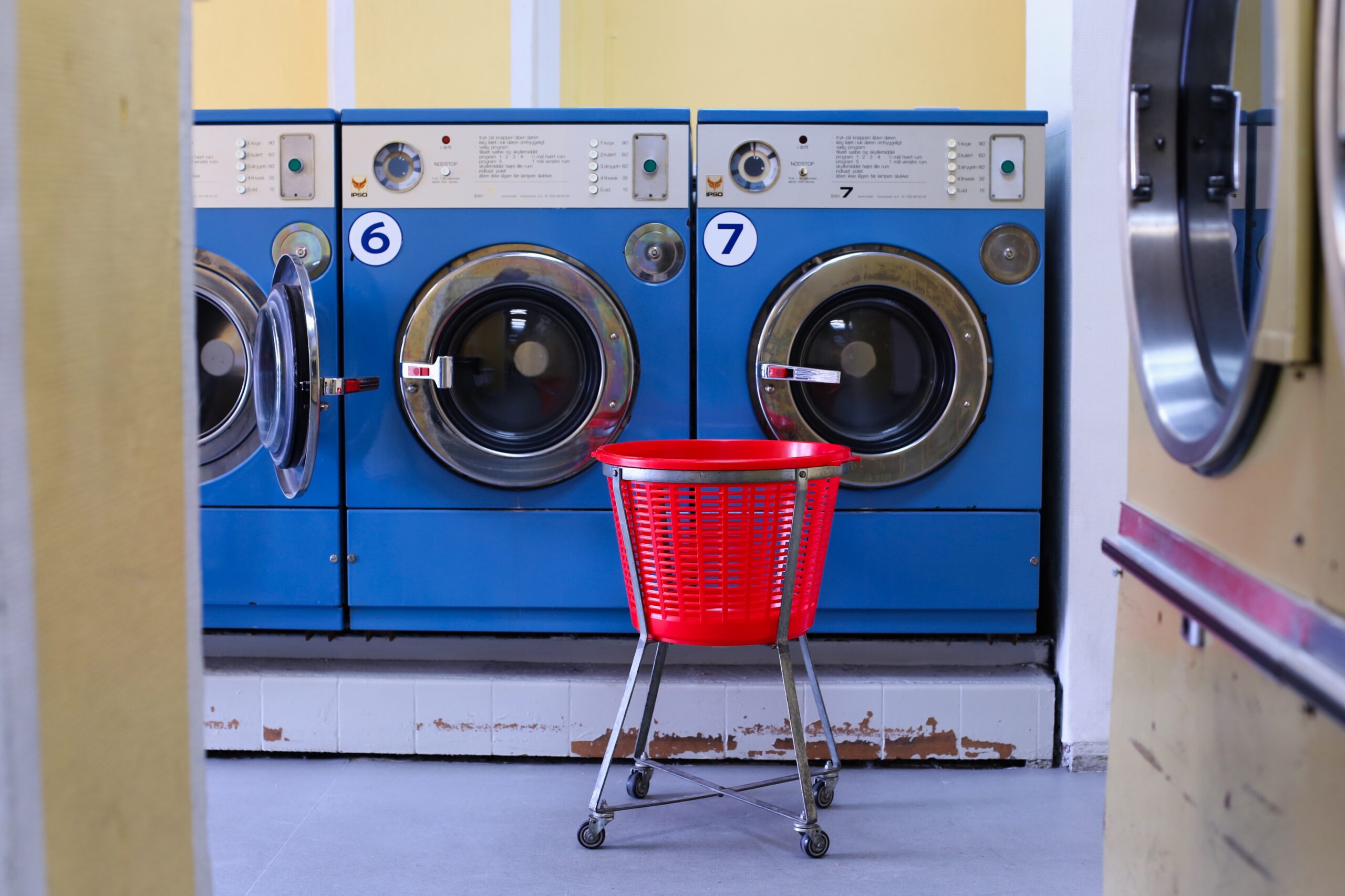 Laundry Services for Urban Professionals: One Less Task to Worry About