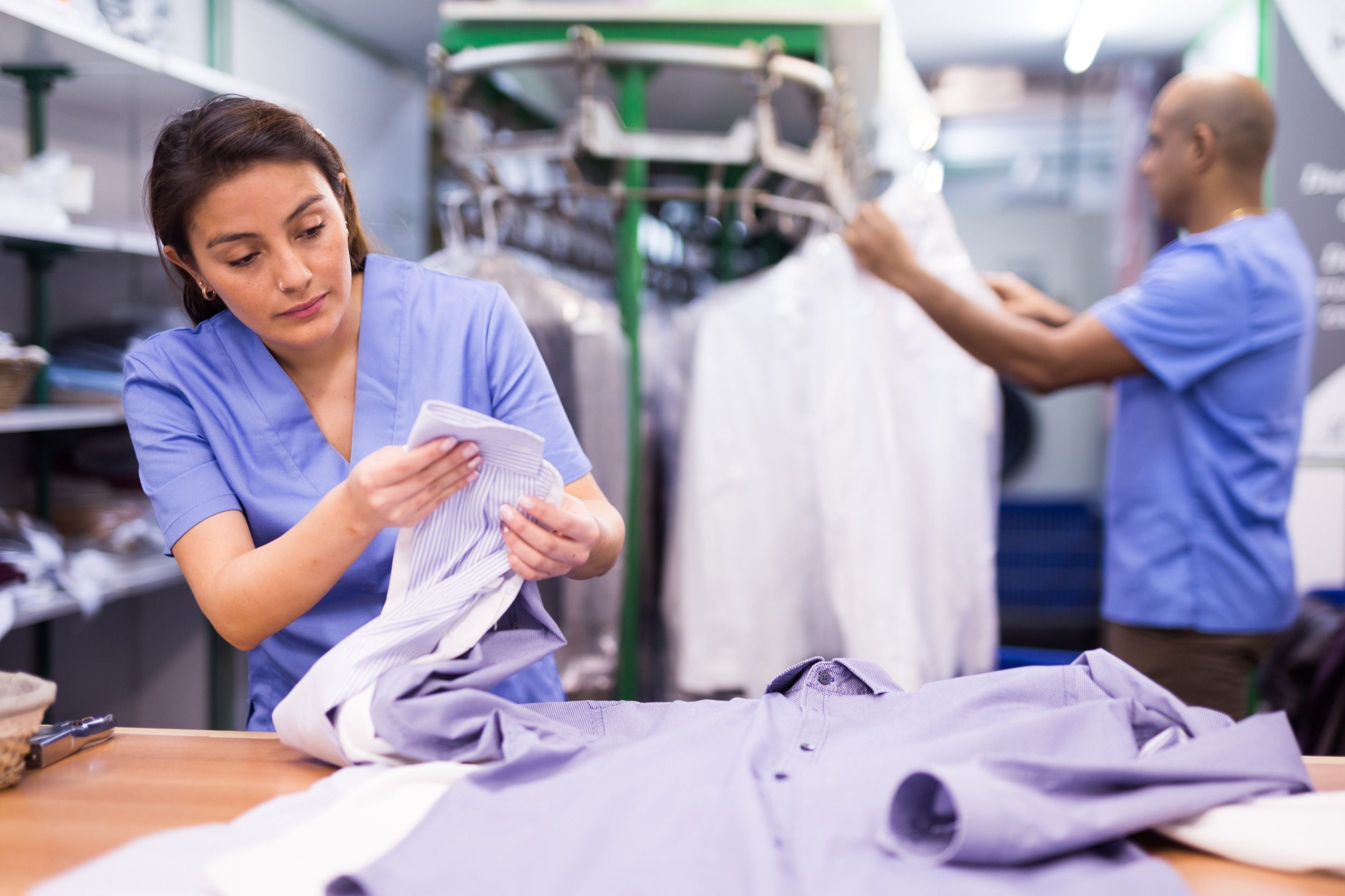 The Top Factors To Consider While Choosing The Best Dry Cleaners